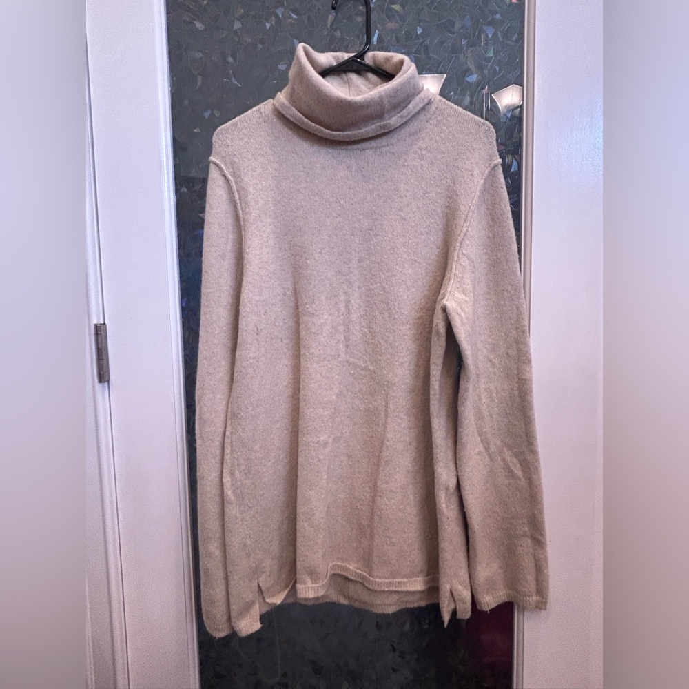 Gap Beige Knit Sweater B10